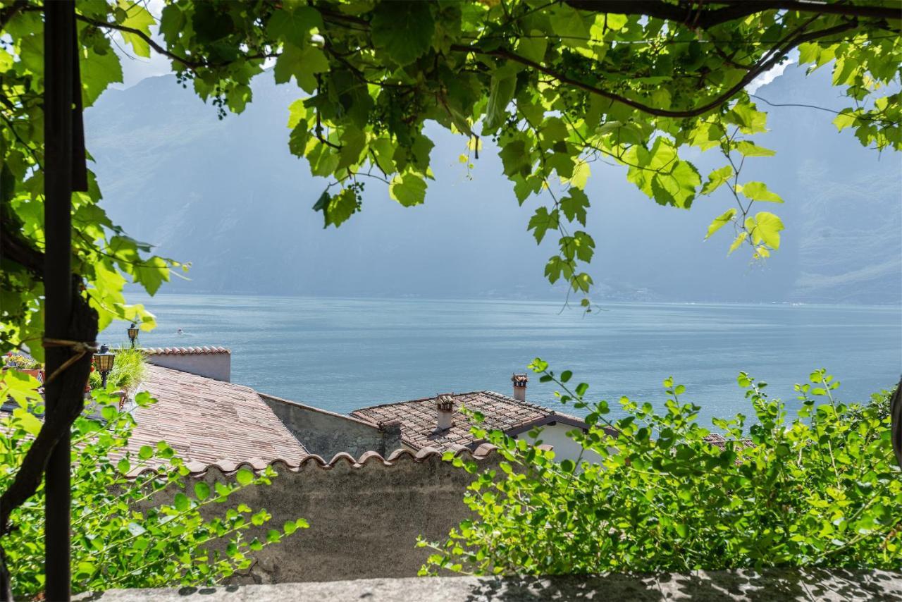 Maison Du Lac Limone sul Garda Eksteriør billede