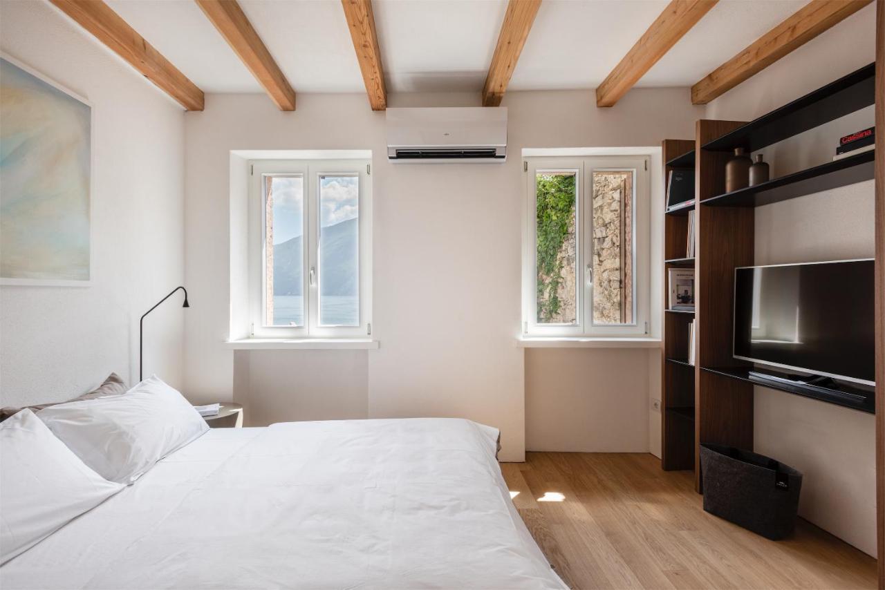 Maison Du Lac Limone sul Garda Eksteriør billede